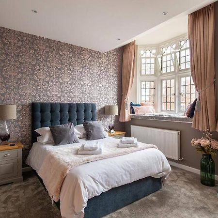 The Most Central Apartment In Canterbury Stunning Interiors, Fully Equipped, City Views And Free Wifi! Εξωτερικό φωτογραφία