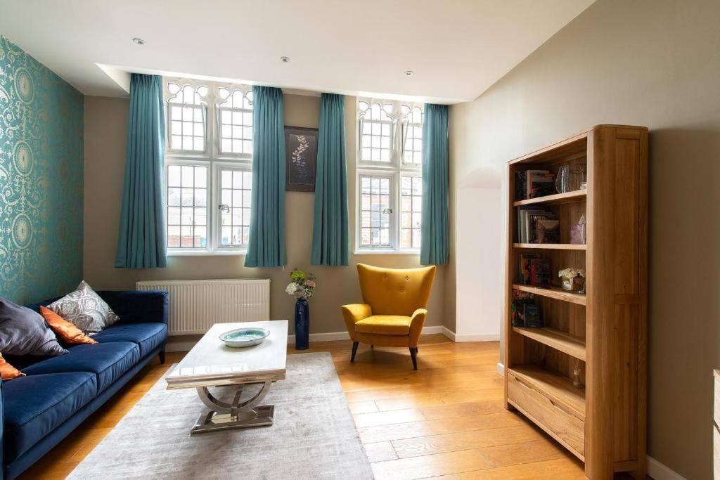 The Most Central Apartment In Canterbury Stunning Interiors, Fully Equipped, City Views And Free Wifi! Εξωτερικό φωτογραφία