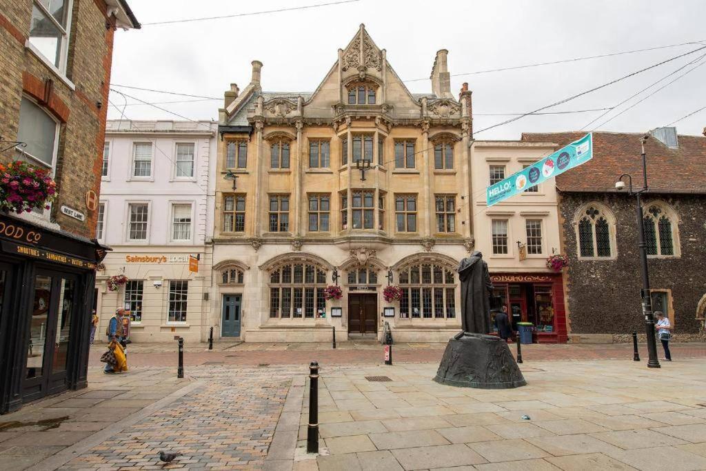 The Most Central Apartment In Canterbury Stunning Interiors, Fully Equipped, City Views And Free Wifi! Εξωτερικό φωτογραφία