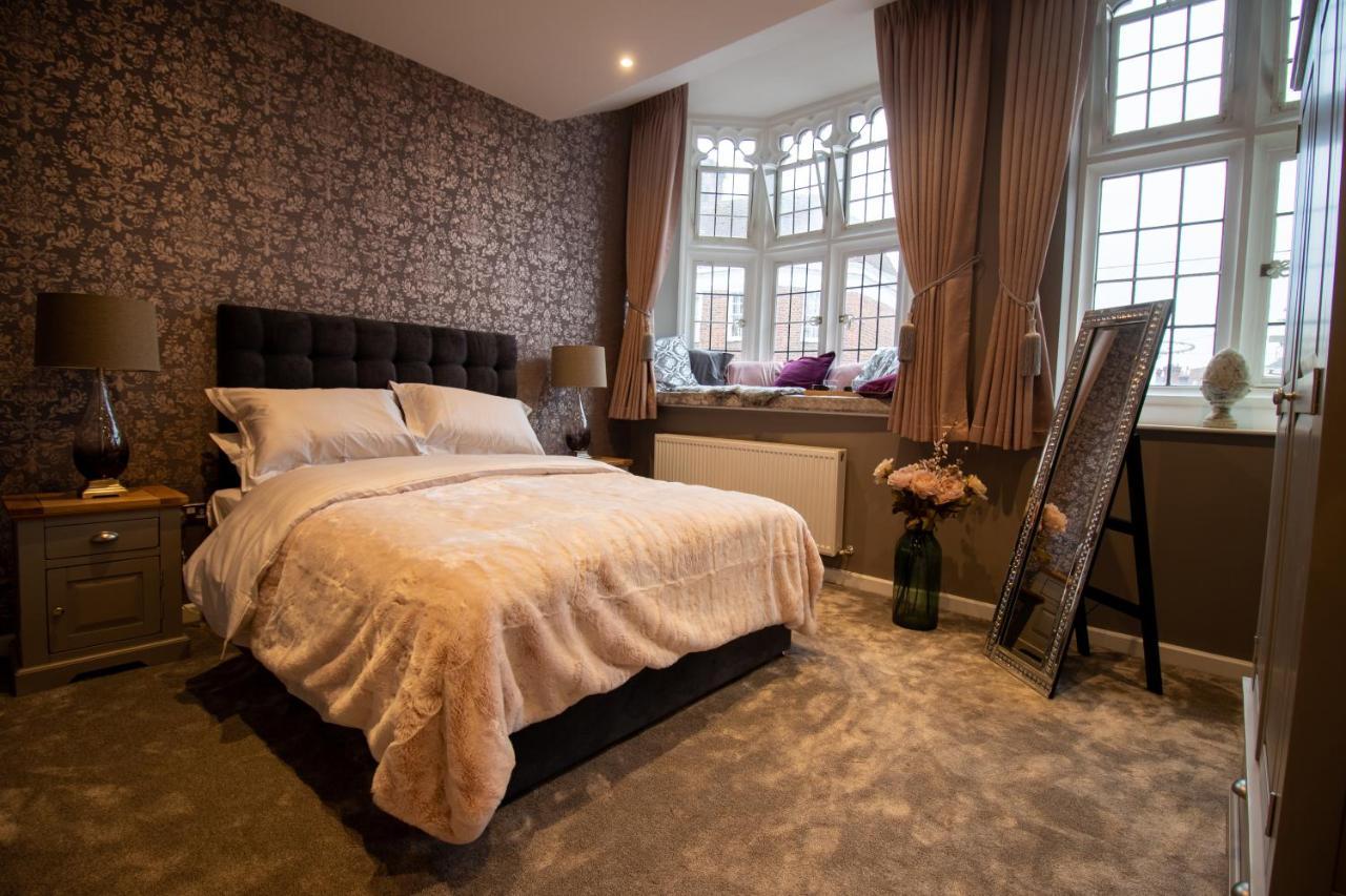 The Most Central Apartment In Canterbury Stunning Interiors, Fully Equipped, City Views And Free Wifi! Εξωτερικό φωτογραφία